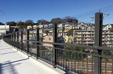 遮音壁 首都高速道路 岸谷生麥線(神奈川県橫浜市)